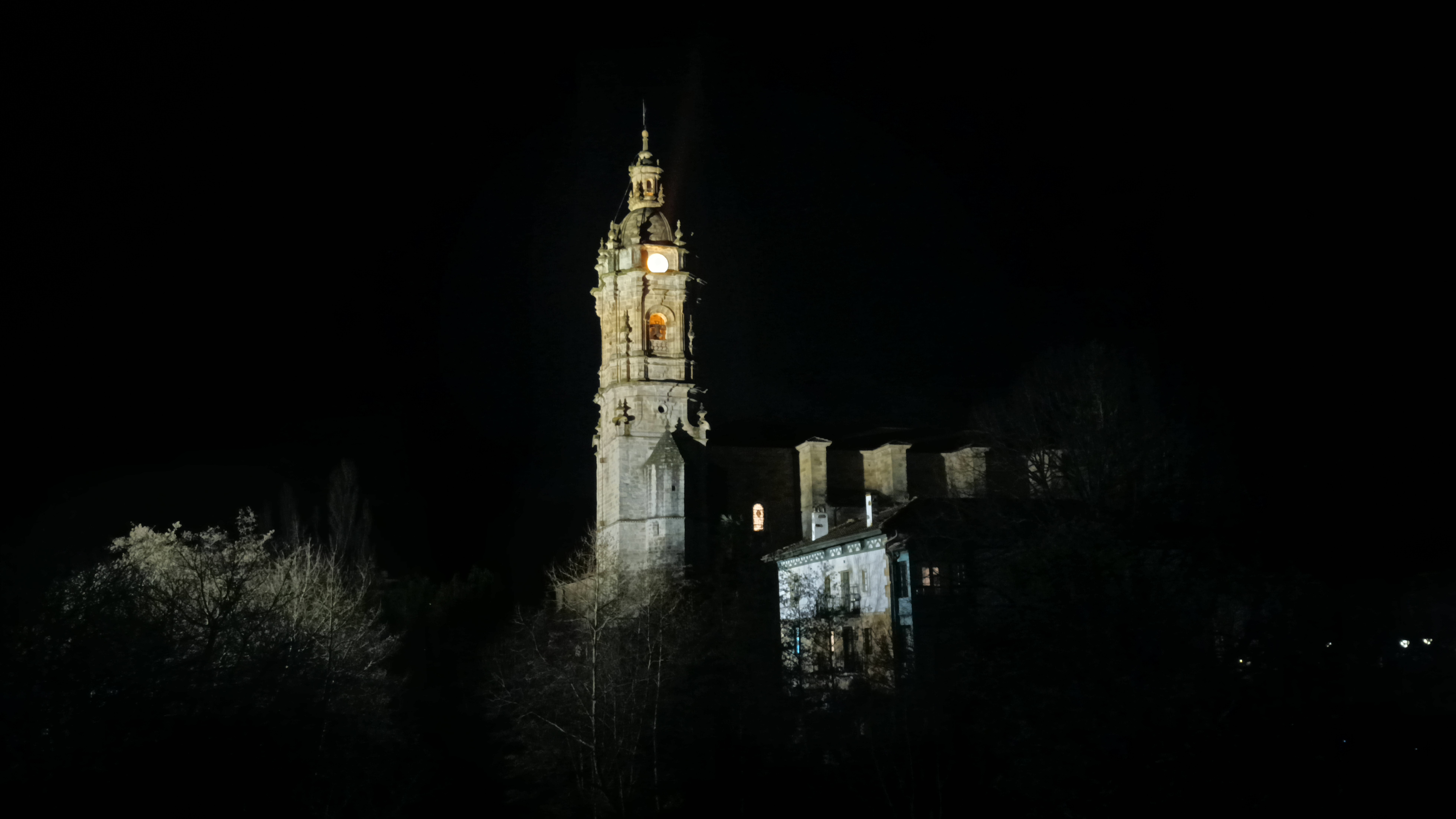 Guía 01: La odisea de virtualizar Proxmox